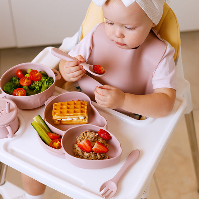 HASE Babygeschirr 9er Set – aus Silikon mit Saugnapf